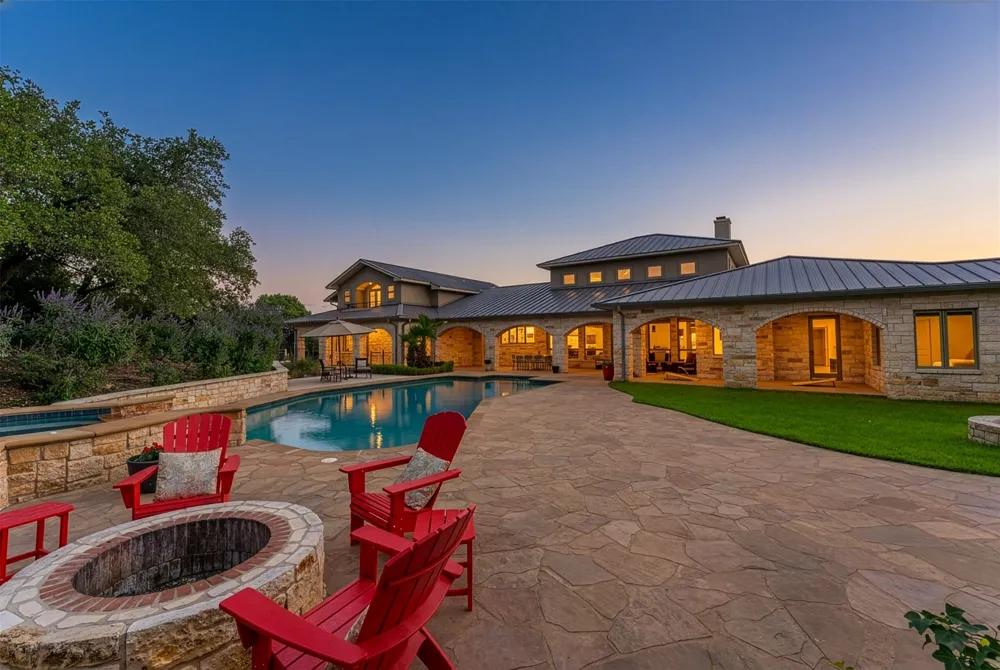 345 Leafdale Trail
