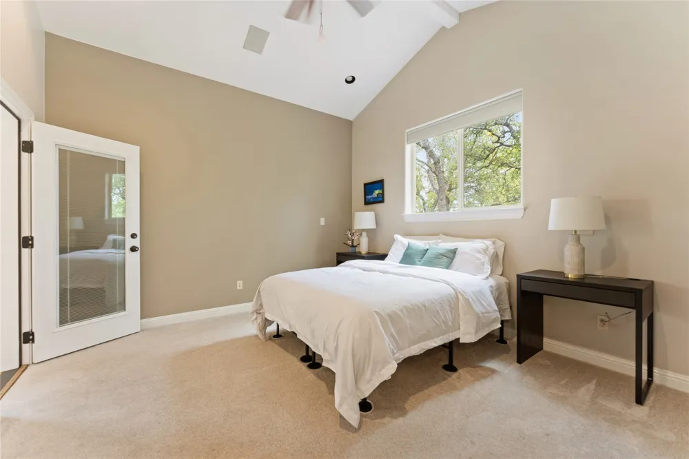 345 Leafdale Trail Dripping Springs, TX 78620