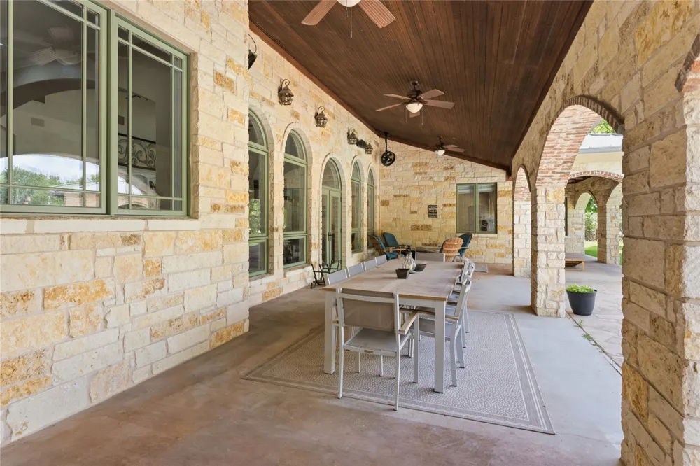345 Leafdale Trail Dripping Springs, TX 78620