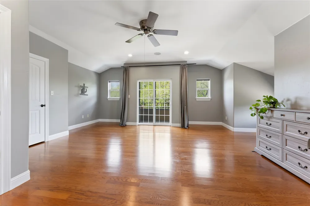 345 Leafdale Trail Dripping Springs, TX 78620