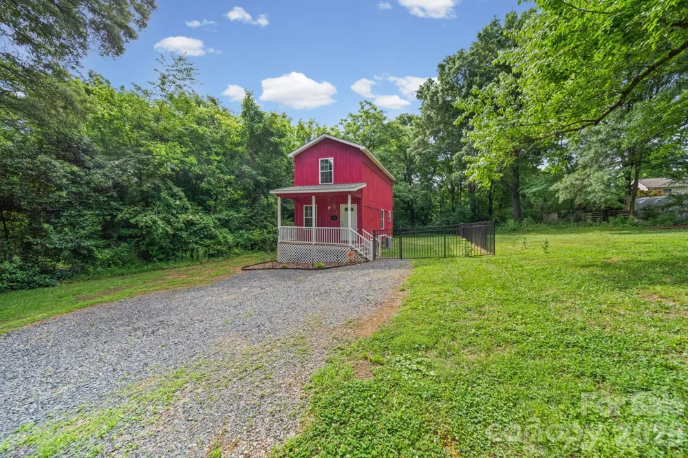 308 E 10th Street Oakboro, NC 28129
