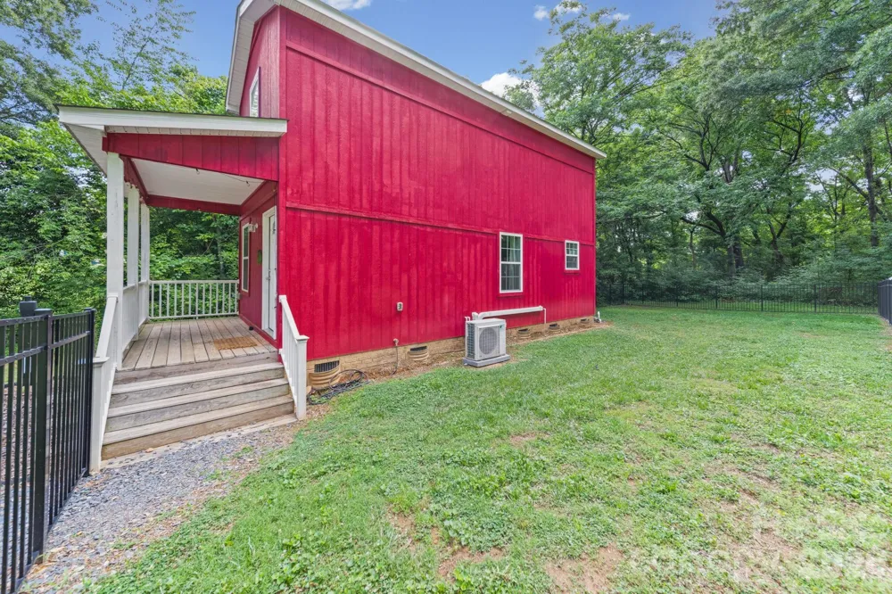 308 E 10th Street Oakboro, NC 28129