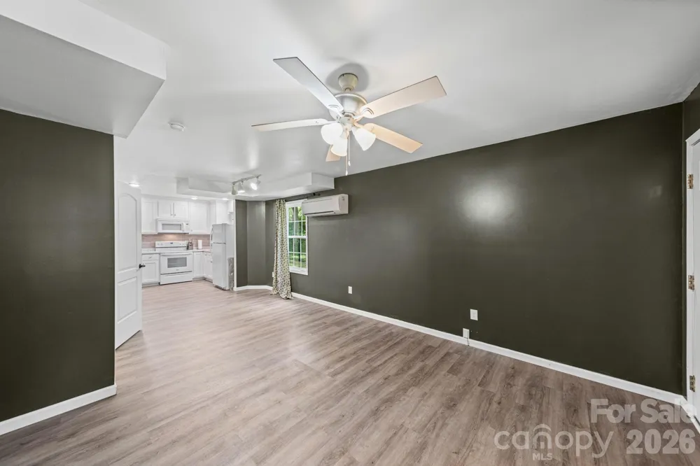 308 E 10th Street Oakboro, NC 28129