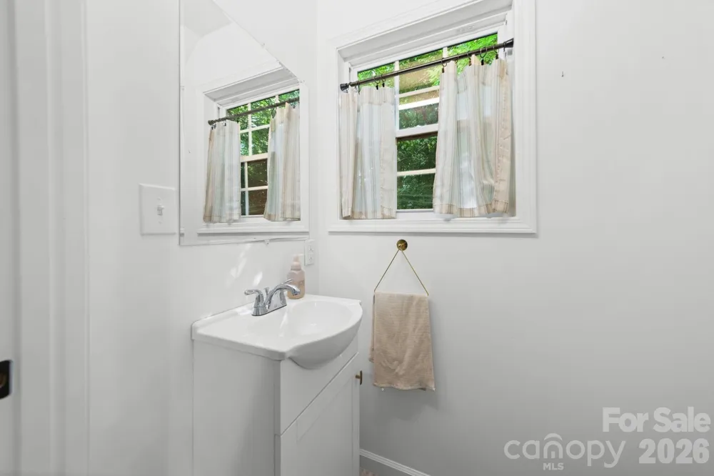 308 E 10th Street Oakboro, NC 28129