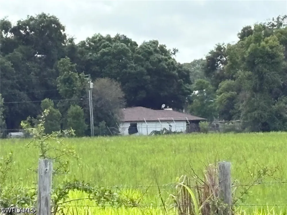 BENES ROUSH ROAD Brooksville, FL 39604