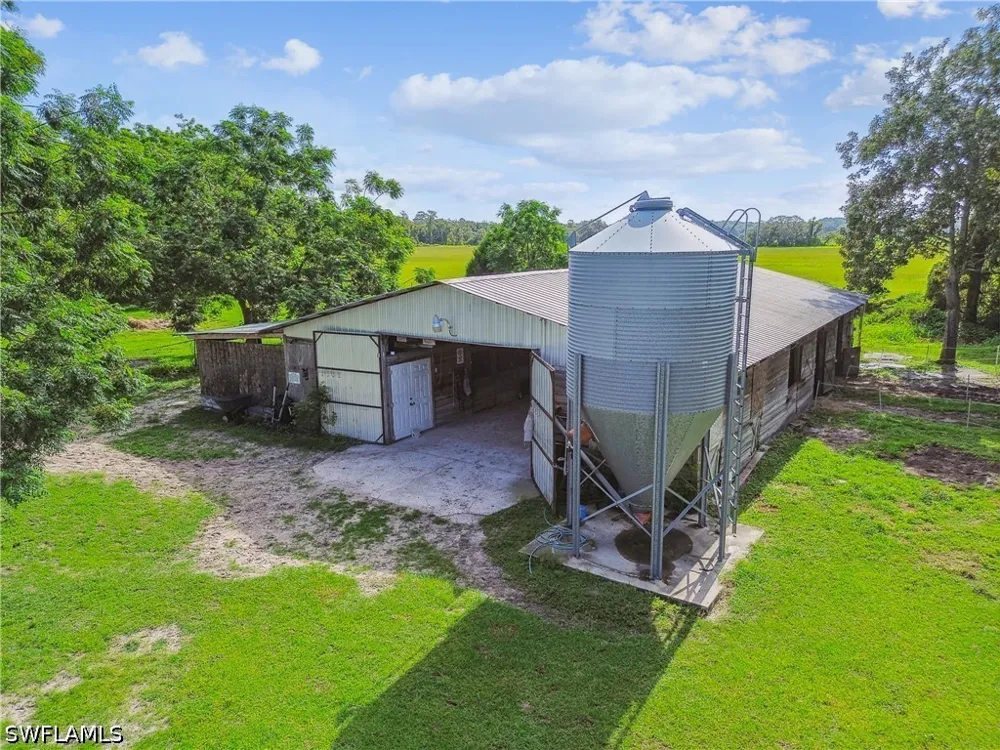 BENES ROUSH ROAD Brooksville, FL 39604