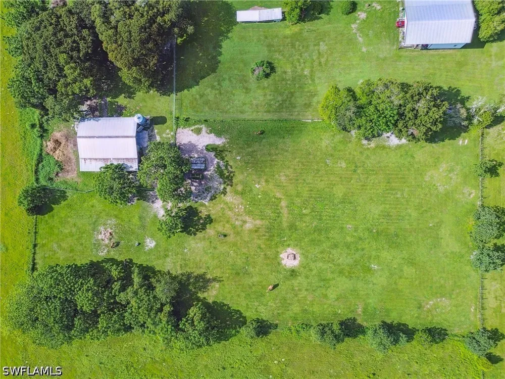 BENES ROUSH ROAD Brooksville, FL 39604