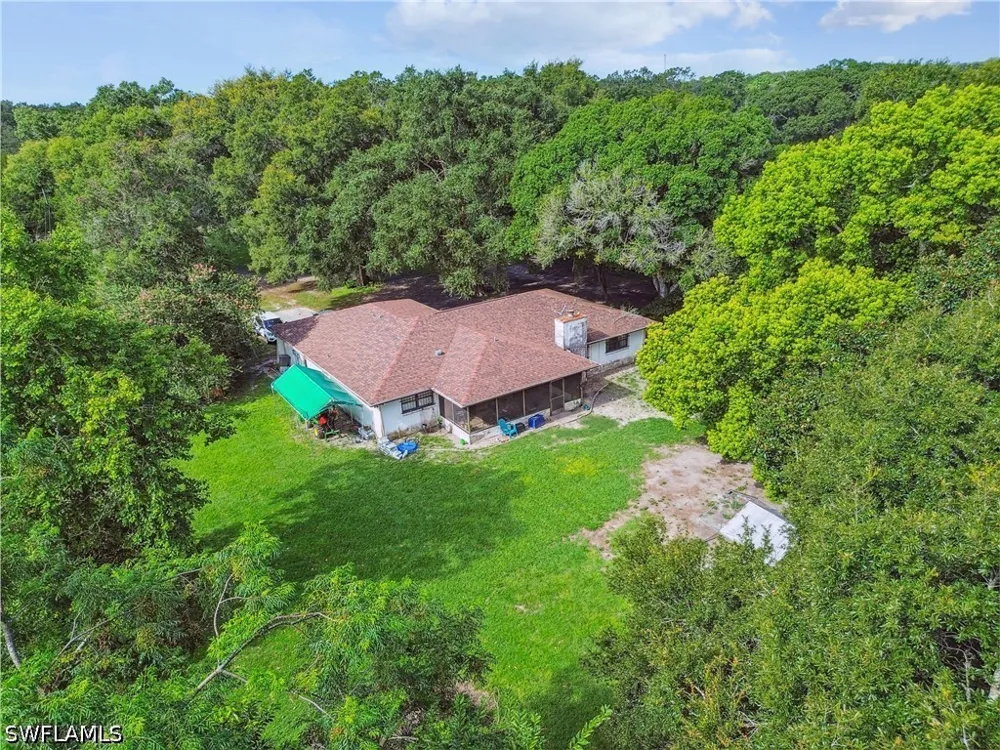 BENES ROUSH ROAD Brooksville, FL 39604