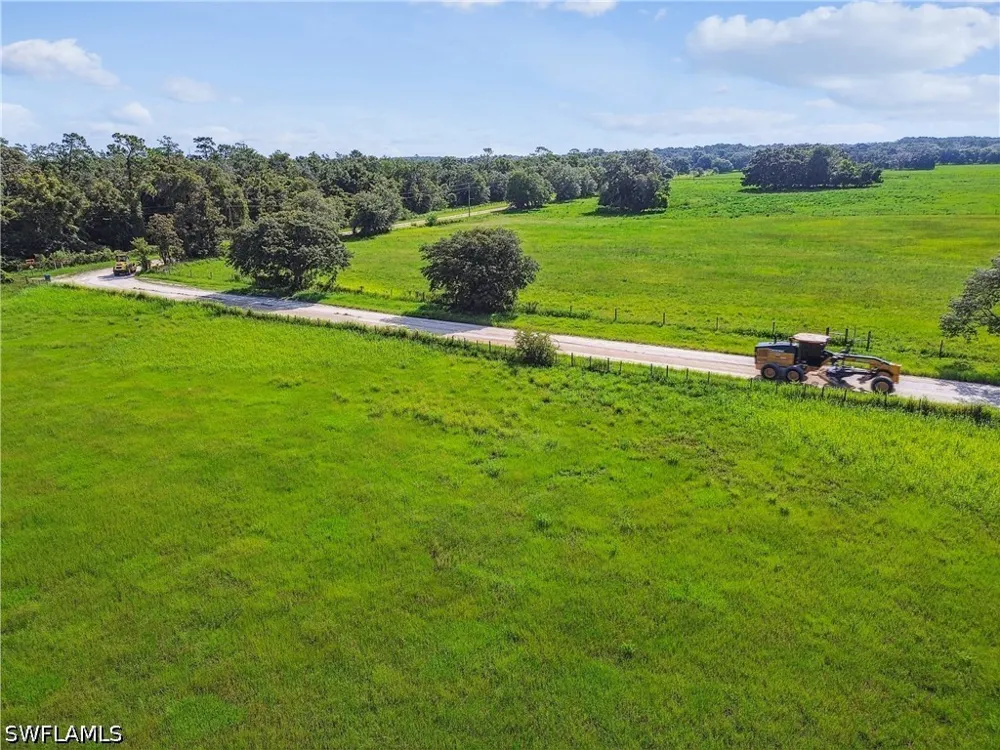 BENES ROUSH ROAD Brooksville, FL 39604