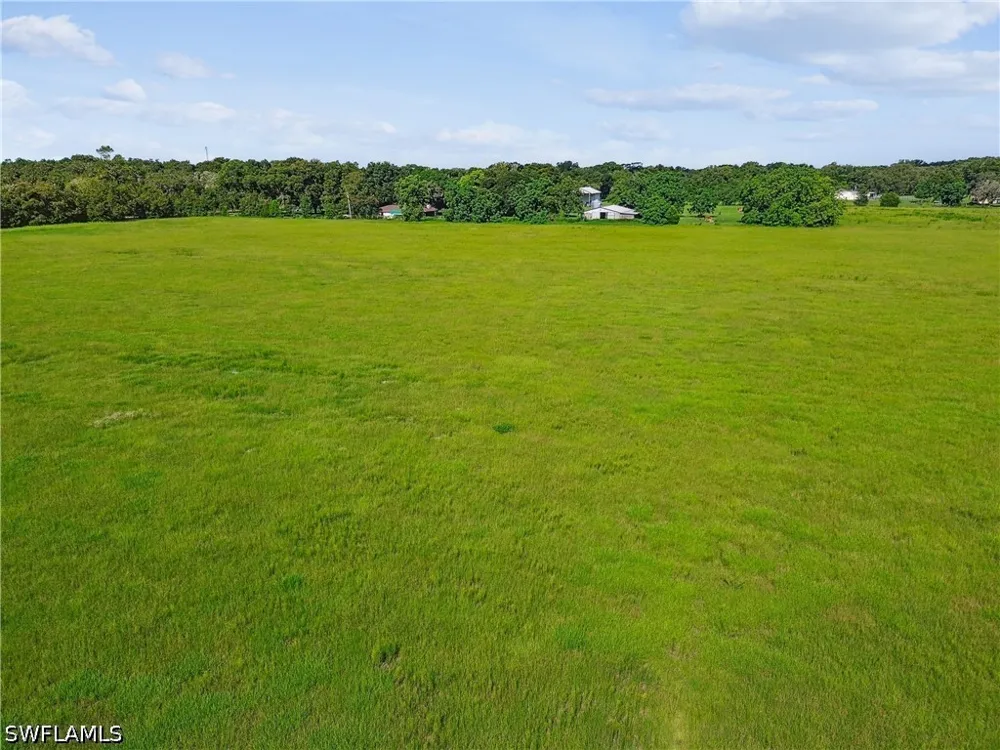 BENES ROUSH ROAD Brooksville, FL 39604