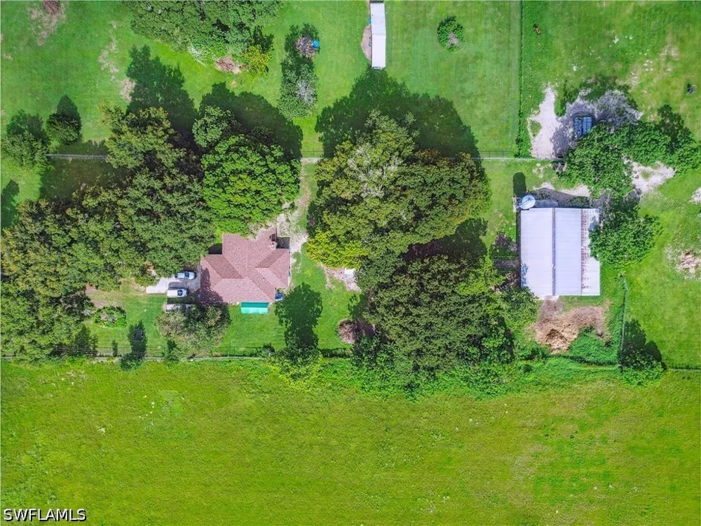 BENES ROUSH ROAD Brooksville, FL 39604
