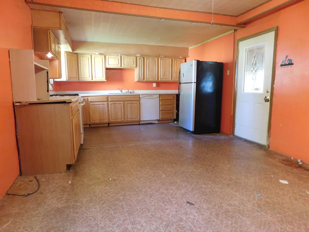 210 W Ash Street Albion, MI 49224