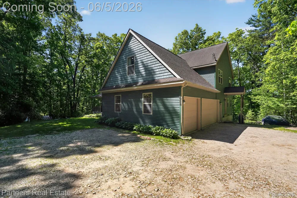 4053 Rolling Acres Drive Hartland Township, MI 48353