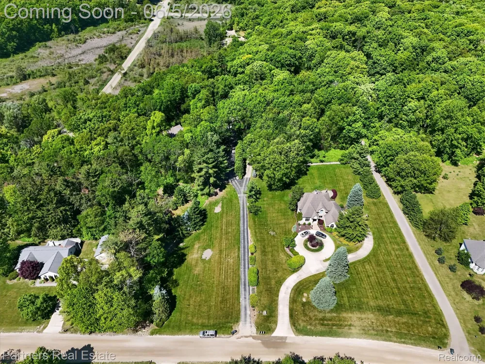 4053 Rolling Acres Drive Hartland Township, MI 48353