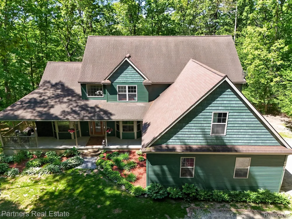 4053 Rolling Acres Drive Hartland Township, MI 48353