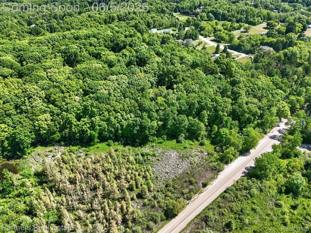 4053 Rolling Acres Drive Hartland Township, MI 48353