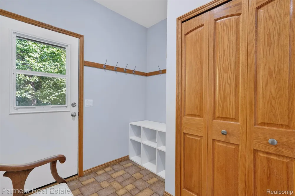 4053 Rolling Acres Drive Hartland Township, MI 48353
