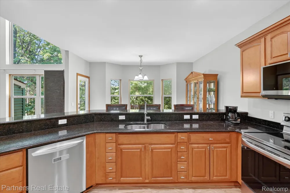 4053 Rolling Acres Drive Hartland Township, MI 48353