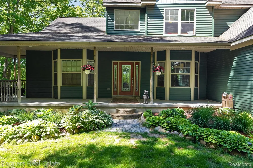 4053 Rolling Acres Drive Hartland Township, MI 48353