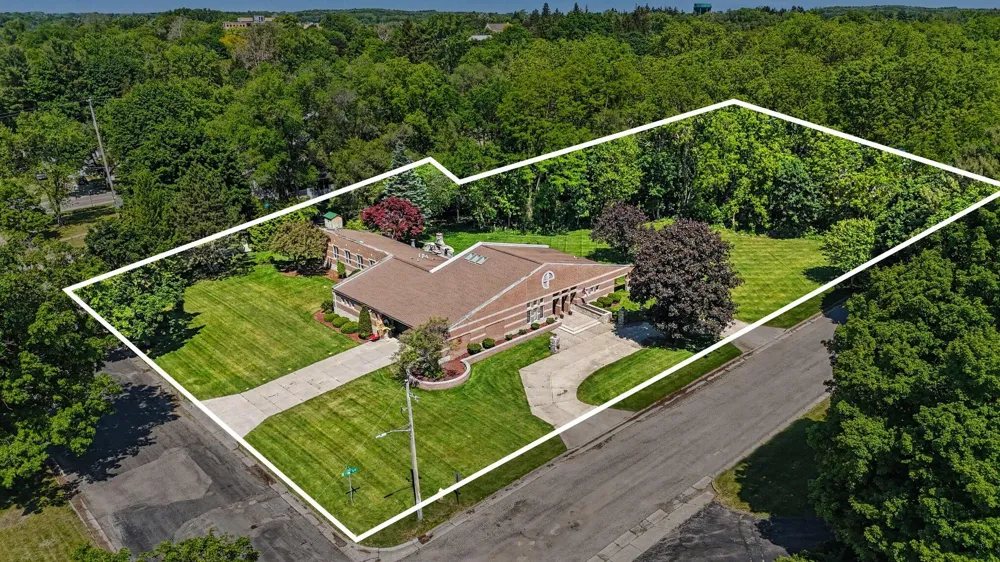 829 S Lincoln Street Greenville City, MI 48838