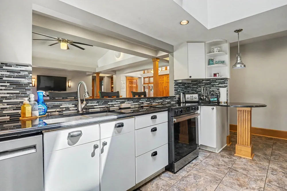 829 S Lincoln Street Greenville City, MI 48838
