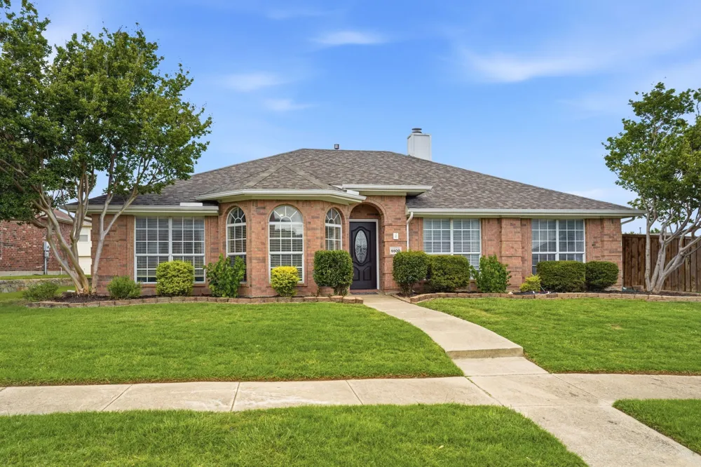 5500 Petunia Drive