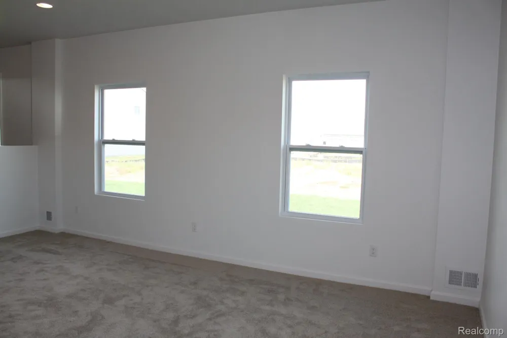 58228 KINCAID STREET New Haven Village, MI 48048