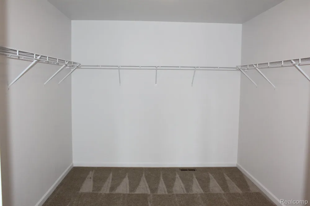58228 KINCAID STREET New Haven Village, MI 48048