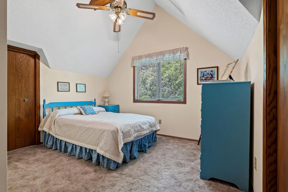 25020 Gull Lane Winona, MN 55987