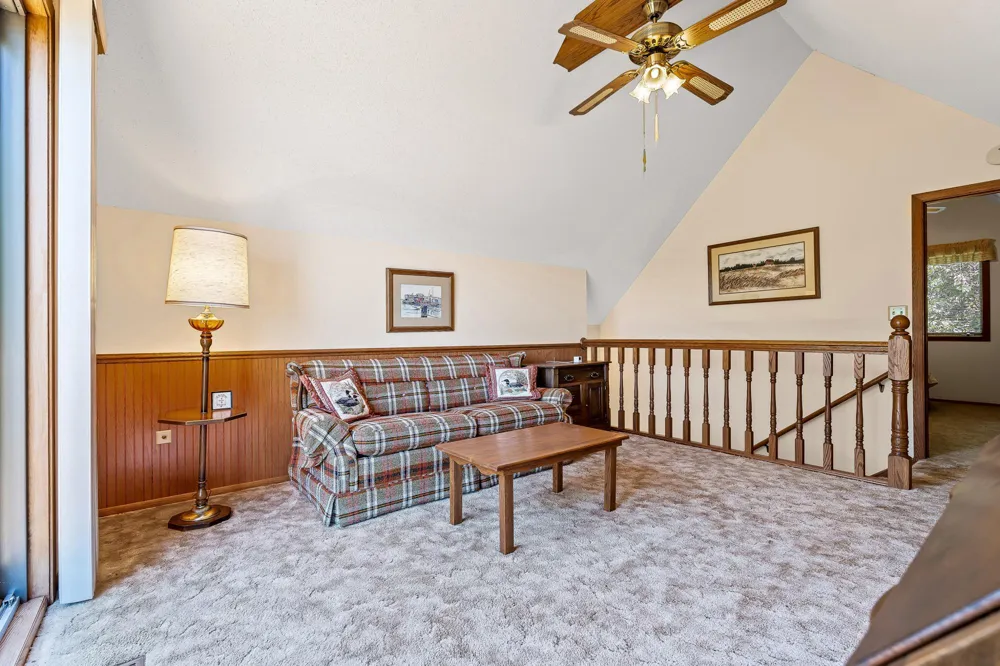 25020 Gull Lane Winona, MN 55987