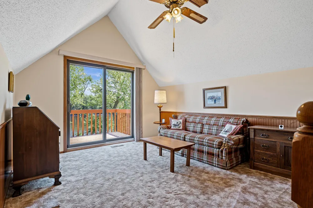 25020 Gull Lane Winona, MN 55987