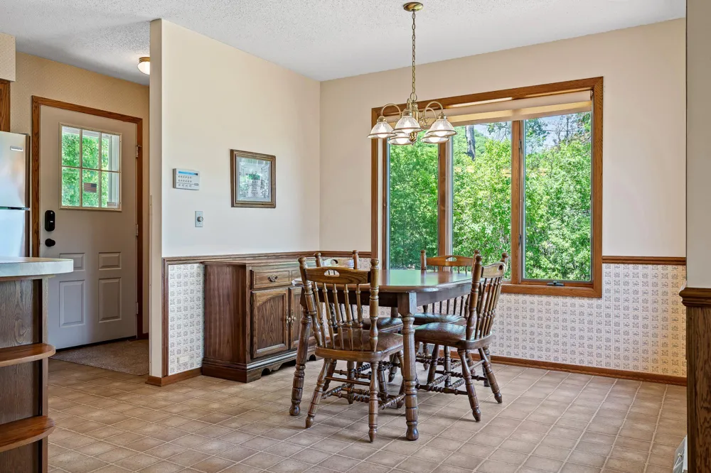25020 Gull Lane Winona, MN 55987