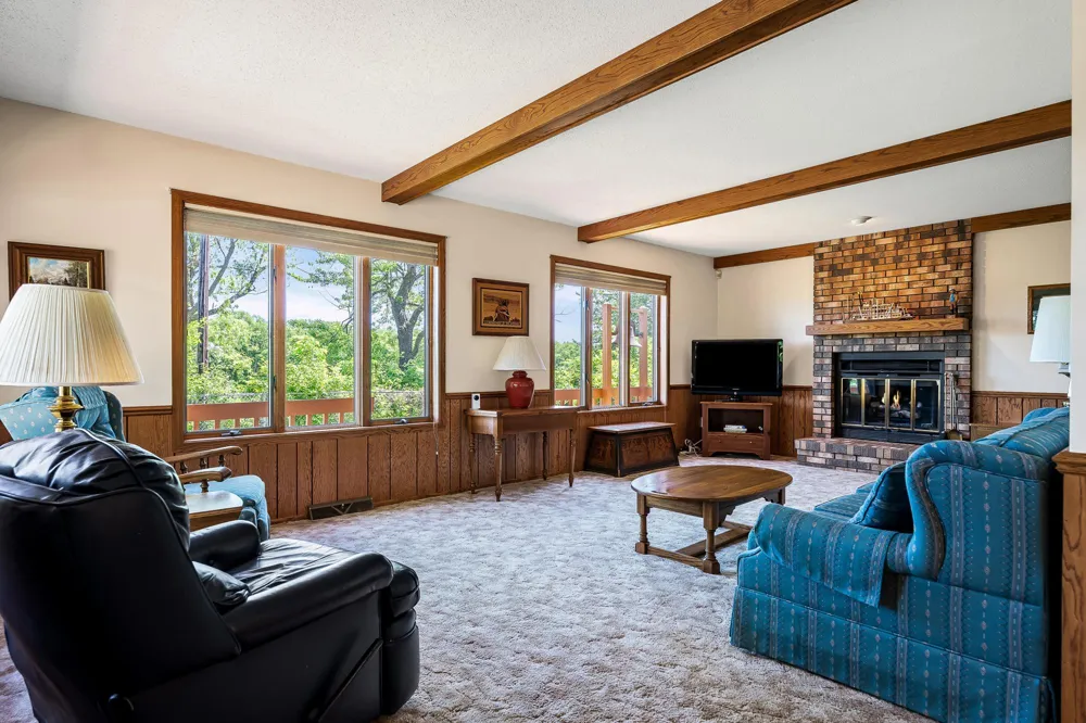 25020 Gull Lane Winona, MN 55987