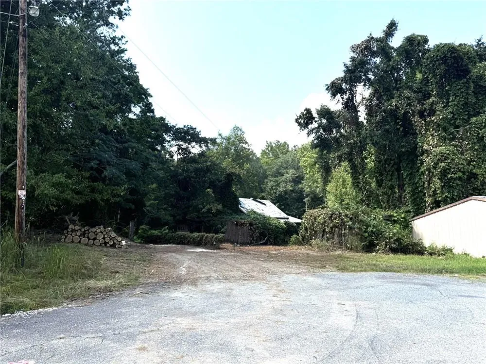 85 Maple Street Dawsonville, GA 30534