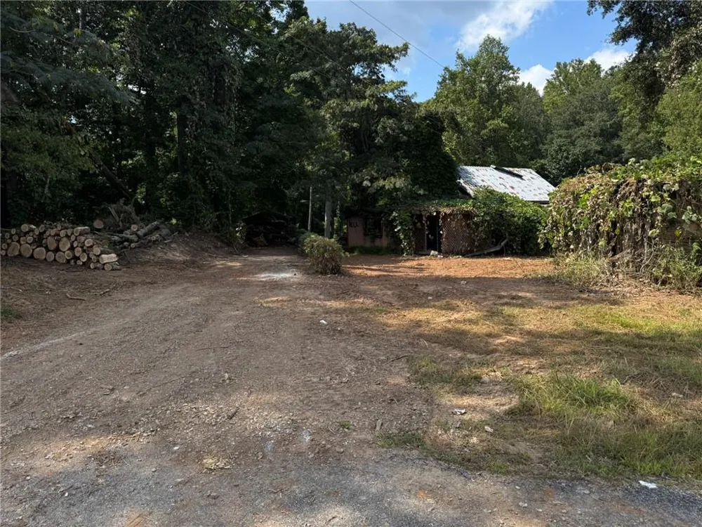 85 Maple Street Dawsonville, GA 30534