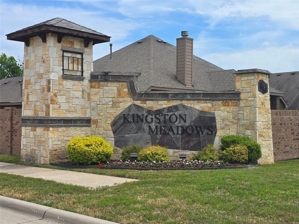 1300 Bellingham Circle Glenn Heights, TX 75154