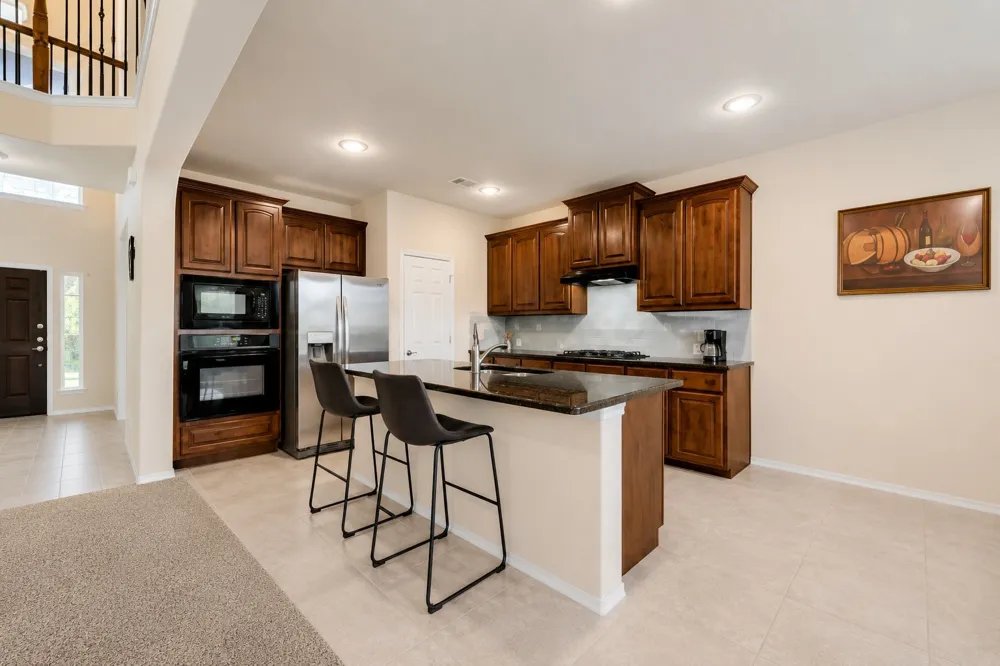 1300 Bellingham Circle Glenn Heights, TX 75154