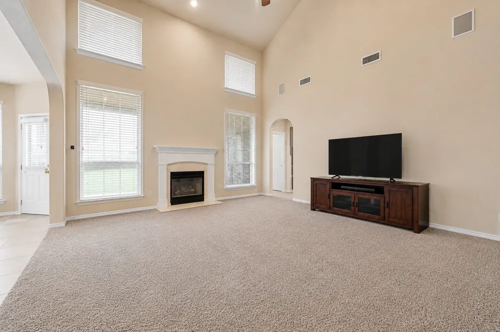 1300 Bellingham Circle Glenn Heights, TX 75154