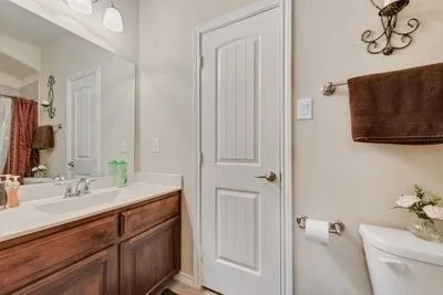 1300 Bellingham Circle Glenn Heights, TX 75154
