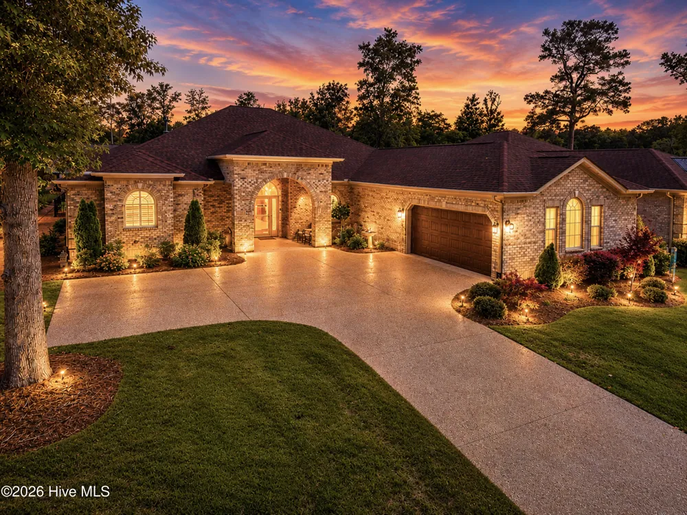 952 Jenoa Loop Castle Hayne, NC 28429