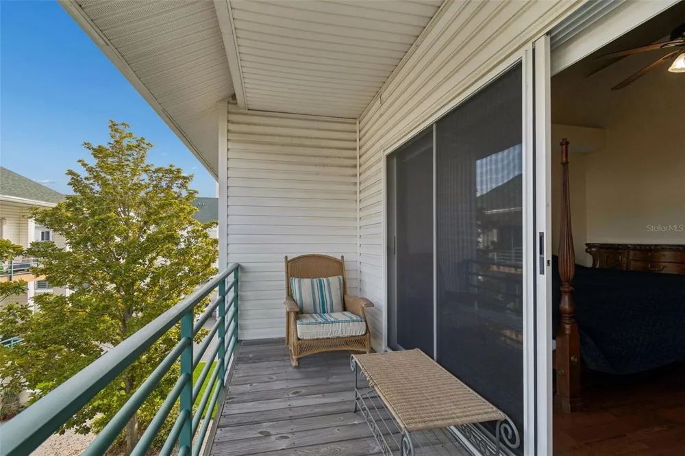320 ISLAND WAY #304 Clearwater Beach, FL 33767