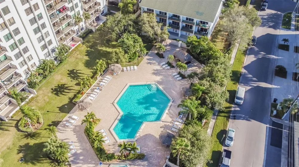 320 ISLAND WAY #304 Clearwater Beach, FL 33767