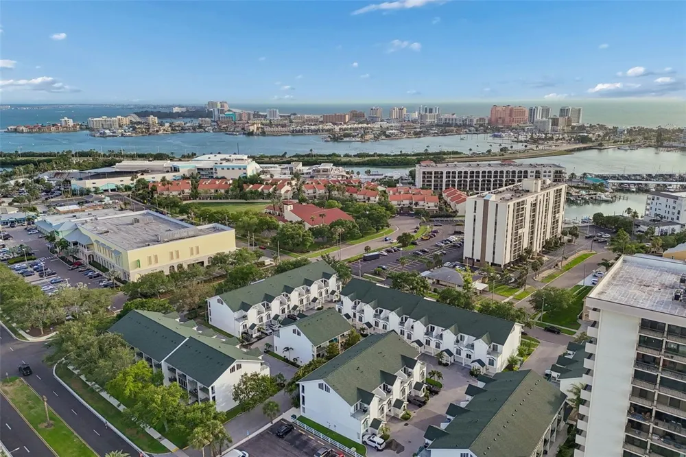 320 ISLAND WAY #304 Clearwater Beach, FL 33767
