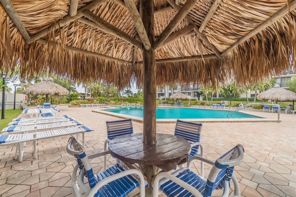 320 ISLAND WAY #304 Clearwater Beach, FL 33767