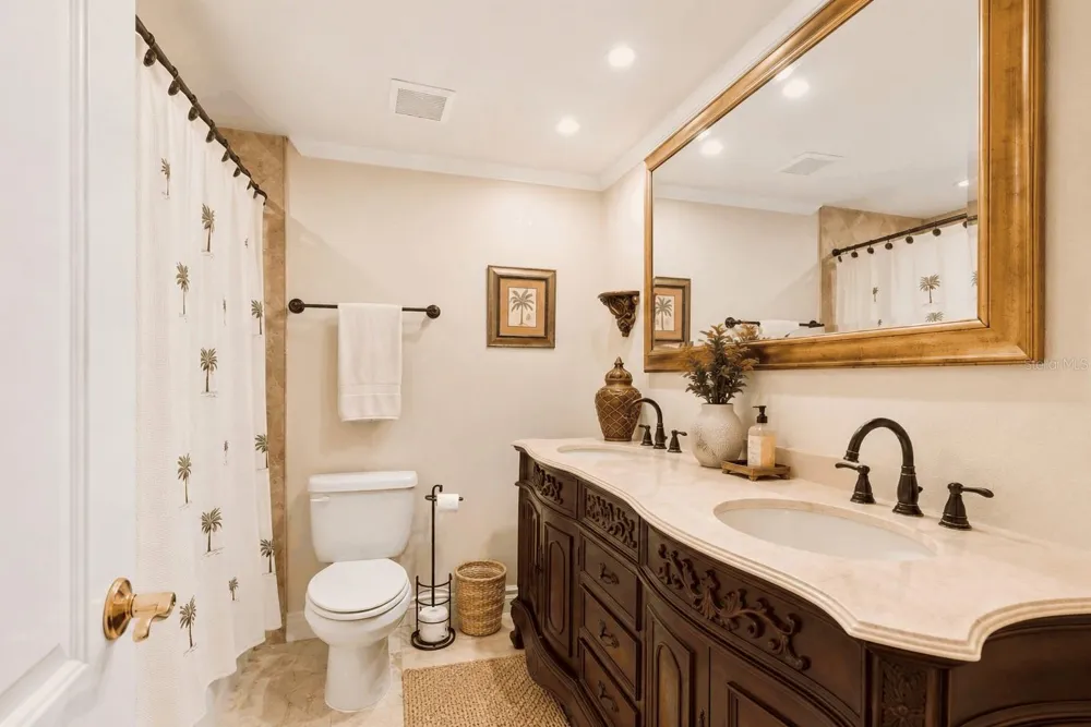 320 ISLAND WAY #304 Clearwater Beach, FL 33767