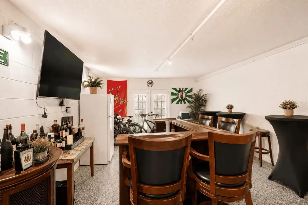 320 ISLAND WAY #304 Clearwater Beach, FL 33767