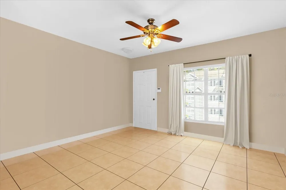 727 SHROPSHIRE LOOP Sanford, FL 32771
