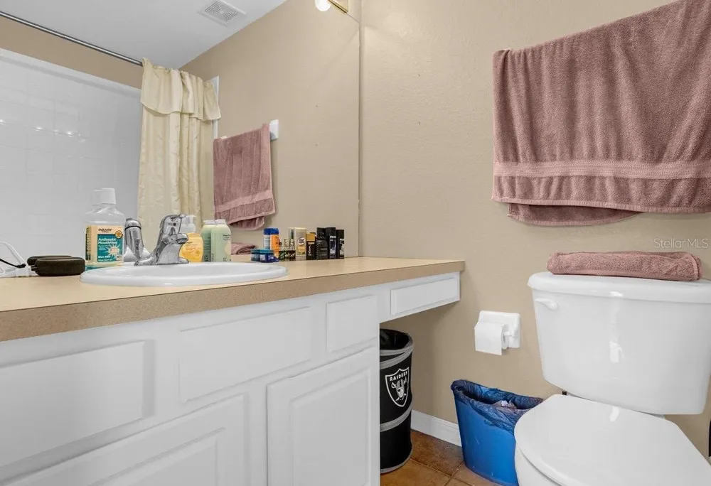 727 SHROPSHIRE LOOP Sanford, FL 32771