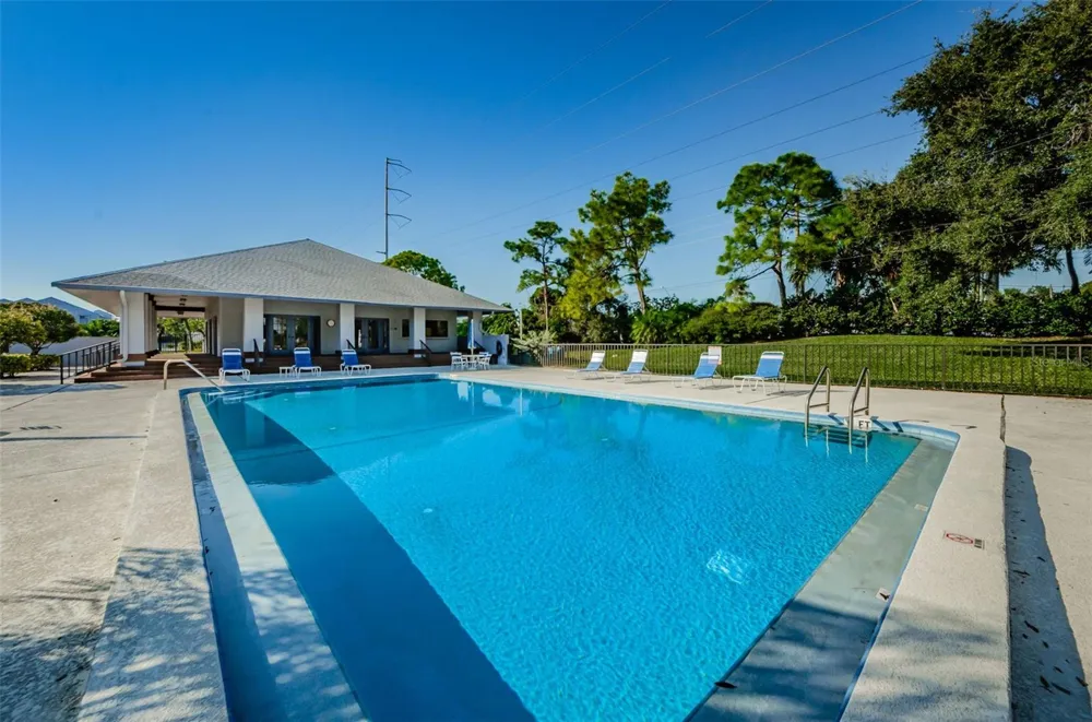 9150 PARK BOULEVARD #6 Seminole, FL 33777
