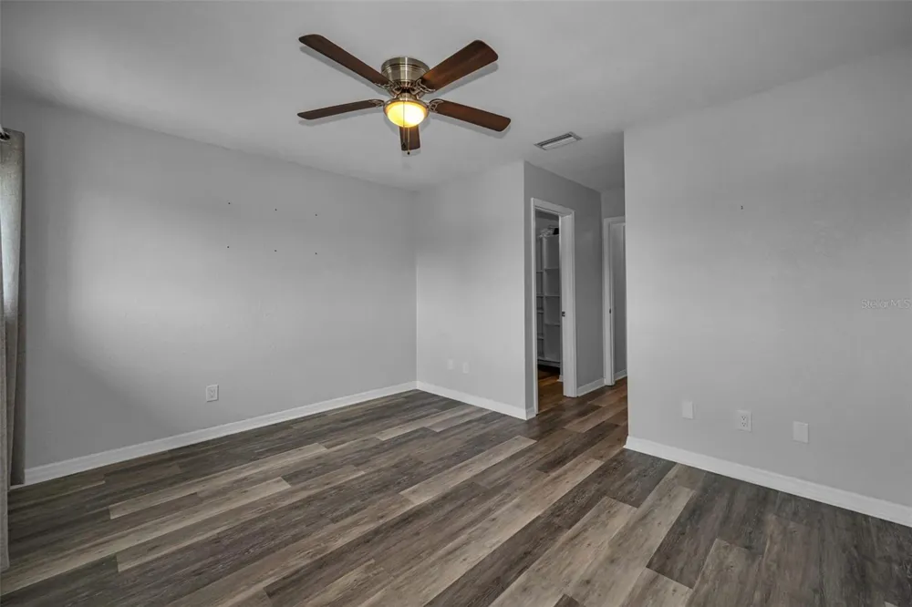 9150 PARK BOULEVARD #6 Seminole, FL 33777